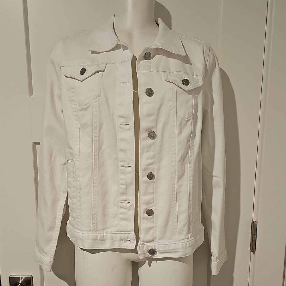 Time And Tru White Denim Jacket